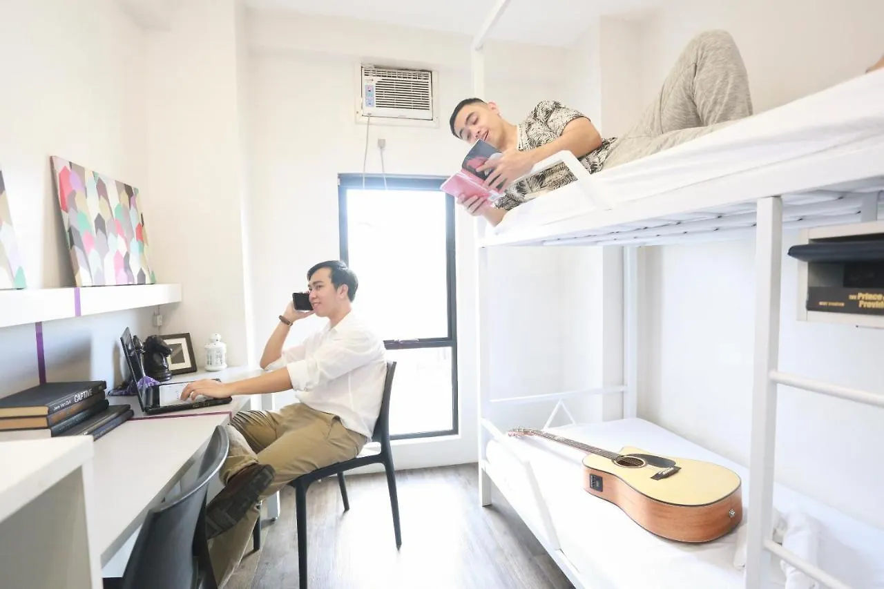 Mytown New York Hostel Manila